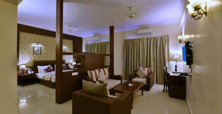 The Royal Retreat Hotel Ranchi Exterior photo