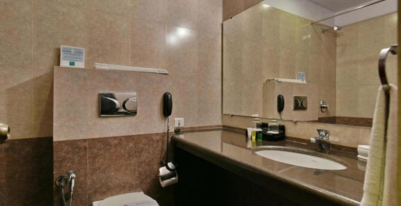 The Royal Retreat Hotel Ranchi Exterior photo
